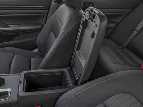 New 2026 Nissan Altima 2.5 SV FWD image 10