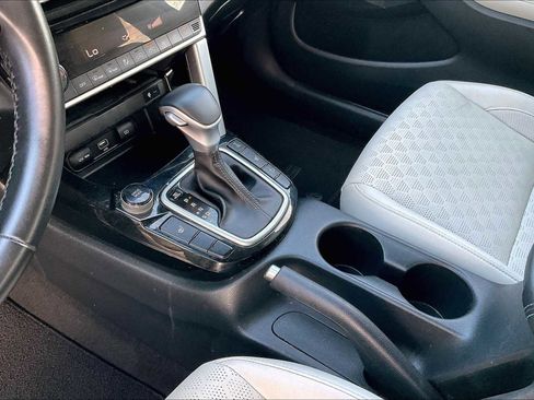 Certified 2022 Kia Seltos EX image 15