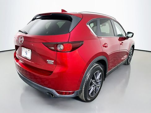 Used 2018 MAZDA CX-5 Touring w/ Preferred Equipment Package FWD image 5