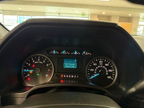 Used 2018 Ford F150 XLT image 15