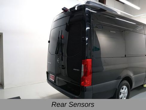 Used 2022 Mercedes-Benz Sprinter 2500 image 28