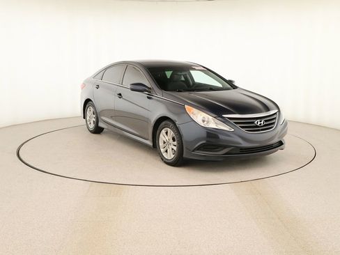 Used 2014 Hyundai Sonata GLS image 10