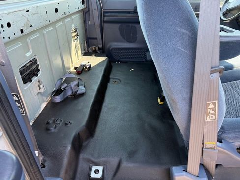Used 2001 Ford F250 XL AWD/4WD image 13