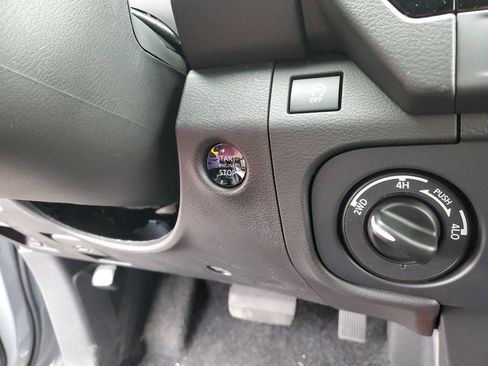 New 2026 Nissan Frontier PRO-4X w/ Pro-4x Convenience Package AWD/4WD image 26