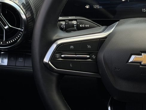 Used 2025 Chevrolet Equinox LT w/ Safety and Technology Package FWD image 14