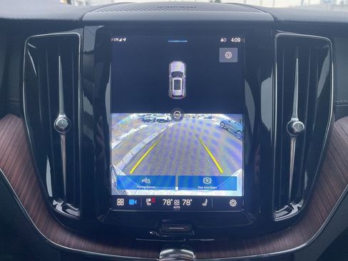 Certified 2023 Volvo XC60 B5 Ultimate image 29