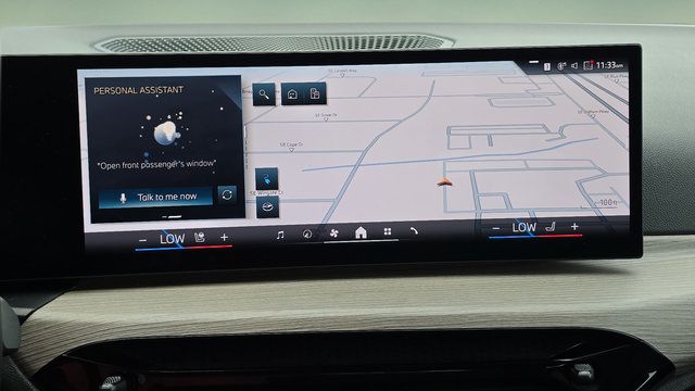 Used 2025 BMW i4 xDrive40i AWD/4WD image 15