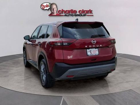 Certified 2023 Nissan Rogue S FWD image 3