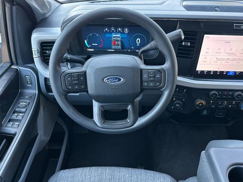 New 2026 Ford F250 XLT w/ XLT Premium Package AWD/4WD image 13