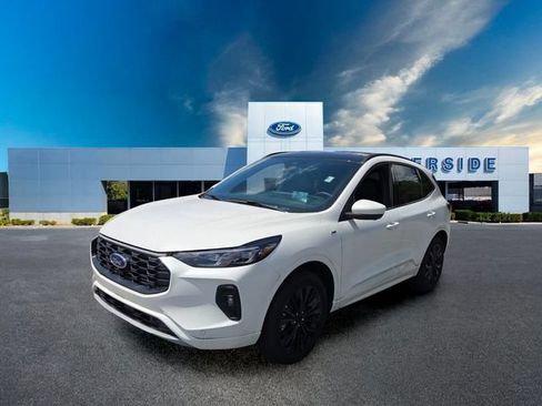 New 2025 Ford Escape ST-Line Elite w/ Premium Technology Package AWD/4WD image 3