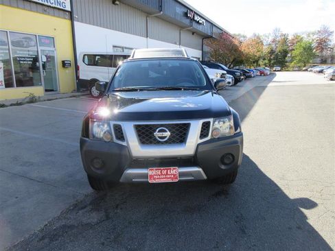 Used 2014 Nissan Xterra S image 10