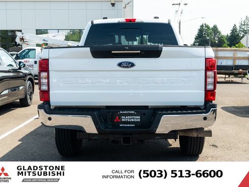 Used 2022 Ford F350 Lariat w/ Lariat Ultimate Package AWD/4WD image 6