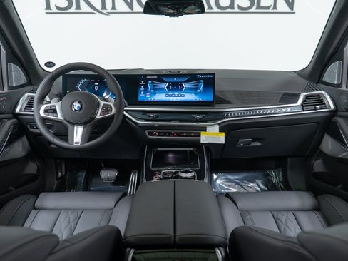 New 2027 BMW X7 xDrive40i w/ Executive Package AWD/4WD image 15