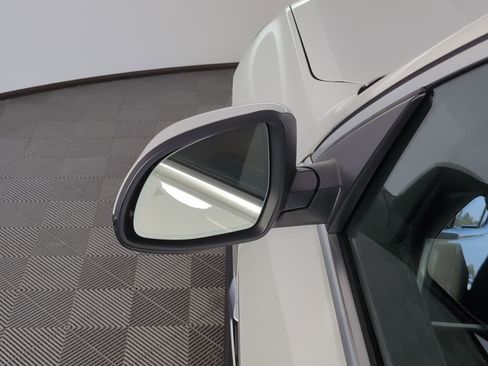 Used 2026 BMW X5 sDrive40i w/ Premium Package image 21