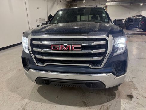 Used 2019 GMC Sierra 1500 SLE w/ Preferred Package image 3
