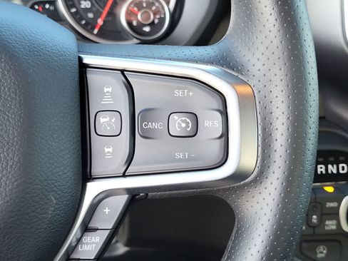 New 2026 RAM 1500 Express AWD/4WD image 14
