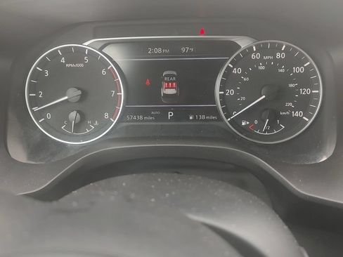 Used 2024 Nissan Rogue S AWD/4WD image 9