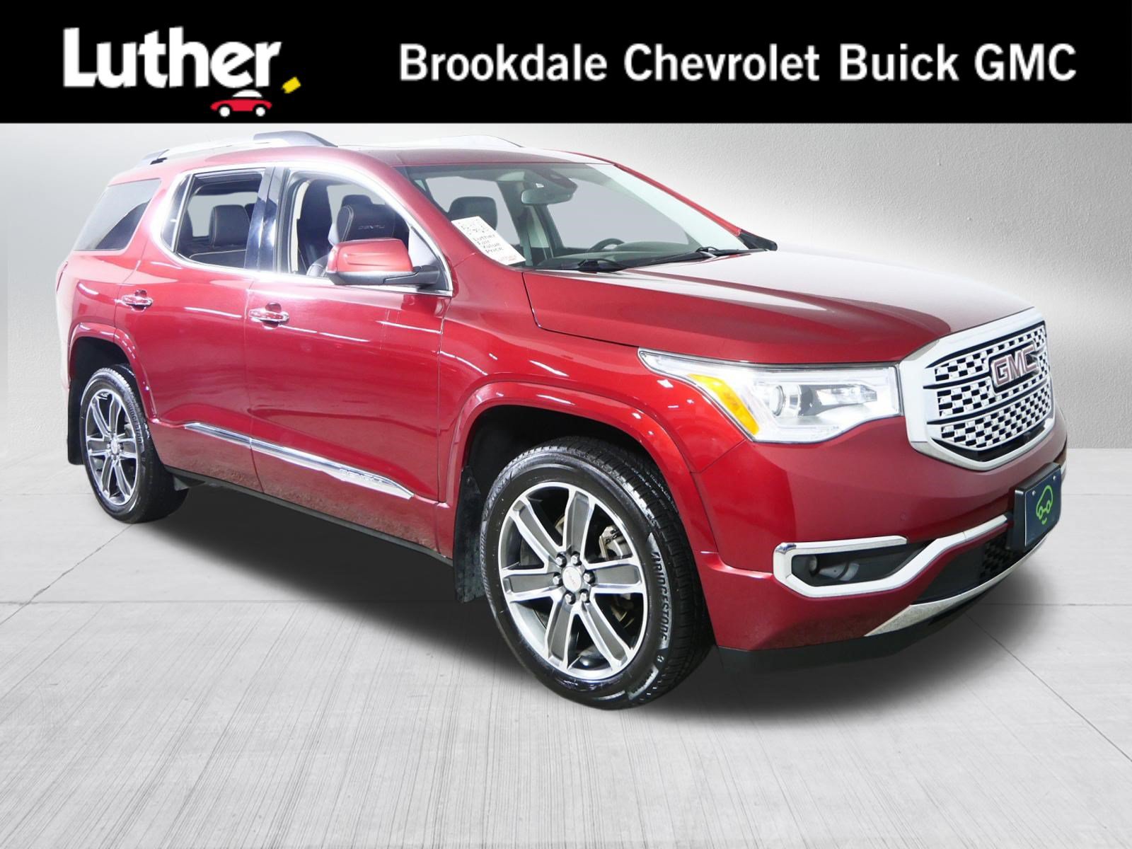Used 2019 GMC Acadia Denali w/ Technology Package AWD/4WD image 1
