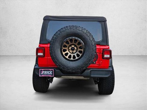 Used 2022 Jeep Wrangler Unlimited Sport AWD/4WD image 6