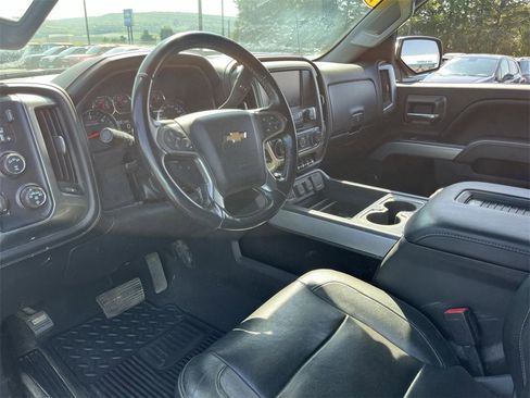 Used 2019 Chevrolet Silverado 2500 LTZ w/ LTZ Plus Package image 10