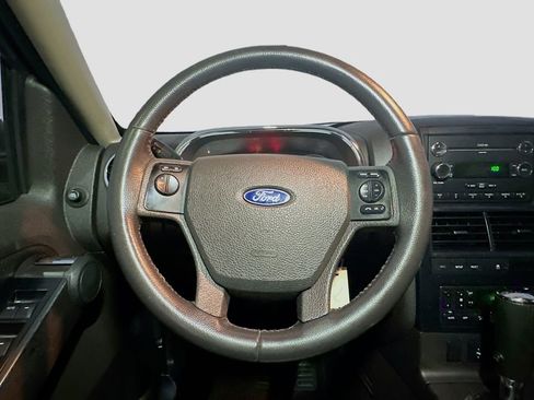 Used 2009 Ford Explorer Sport Trac Adrenalin AWD/4WD image 10