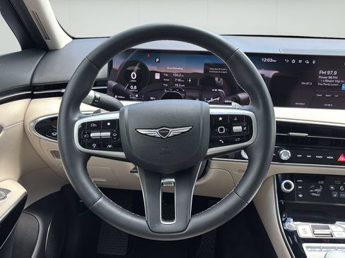 Certified 2026 Genesis GV70 2.5T AWD/4WD image 25