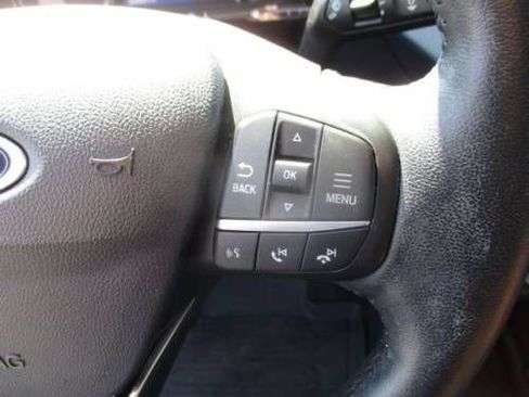 Used 2022 Ford Maverick Lariat w/ Lariat Luxury Package image 8