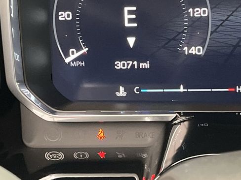 New 2026 GMC Sierra 1500 Elevation image 16