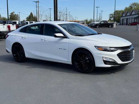 Used 2024 Chevrolet Malibu LT w/ Sport Edition FWD image 10