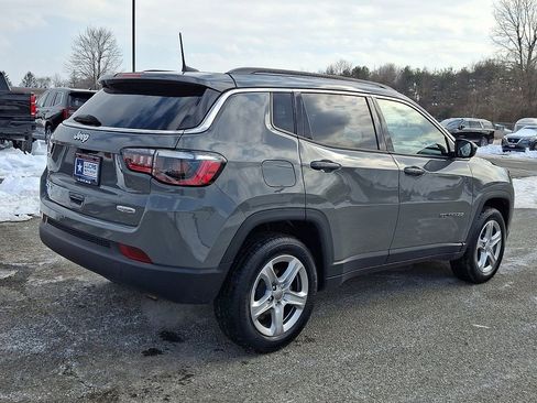 Used 2023 Jeep Compass Latitude w/ Convenience Group image 12