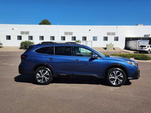 Used 2020 Subaru Outback Touring w/ Popular Package #2 AWD/4WD image 2