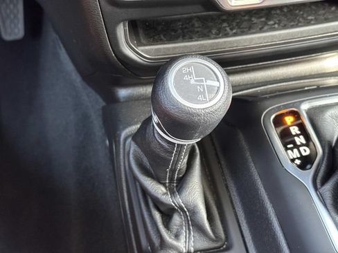 Used 2024 Jeep Wrangler Unlimited Sahara AWD/4WD image 50