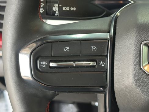 Used 2023 GMC Canyon AT4X AWD/4WD image 29