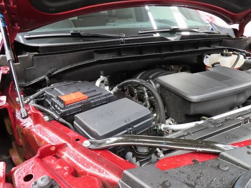 Used 2025 GMC Yukon Elevation w/ LPO, Floor Liner Package image 27