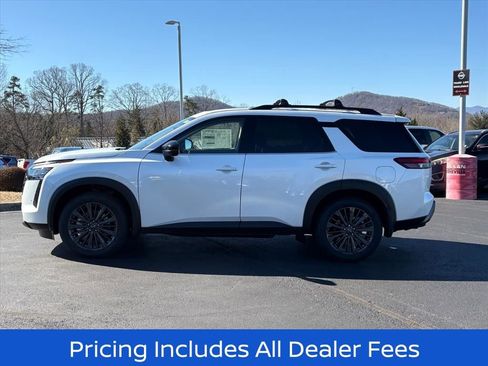 New 2026 Nissan Pathfinder SL w/ SL Premium Package AWD/4WD image 5