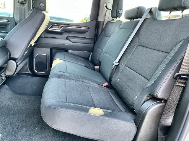 New 2026 Chevrolet Silverado 1500 RST w/ LPO, Dark Essentials Package AWD/4WD image 32