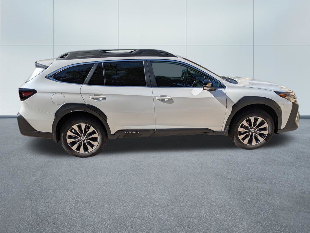 Used 2025 Subaru Outback Limited XT w/ Popular Package #2 AWD/4WD image 2
