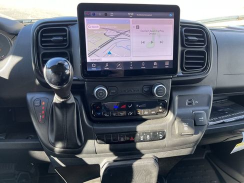 Used 2025 RAM ProMaster 2500 w/ Premium Convenience Group image 13