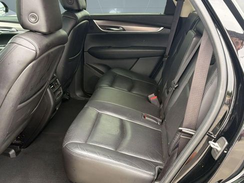 Used 2017 Cadillac XT5 Premium Luxury w/ LPO, Wheel Lock Package FWD image 14