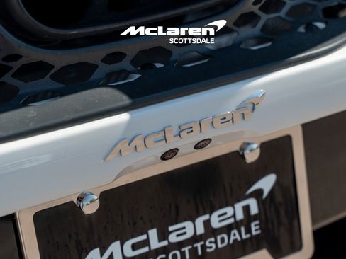 Used 2024 McLaren 750S Spider RWD image 29