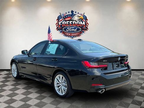 Used 2023 BMW 330i xDrive Sedan w/ Premium Package AWD/4WD image 6