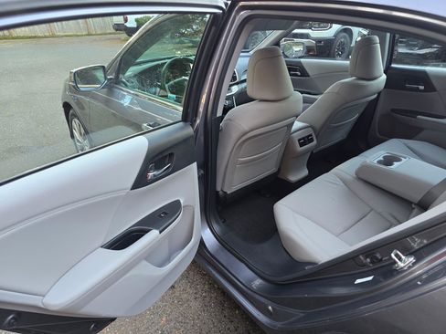 Used 2014 Honda Accord EX-L image 15