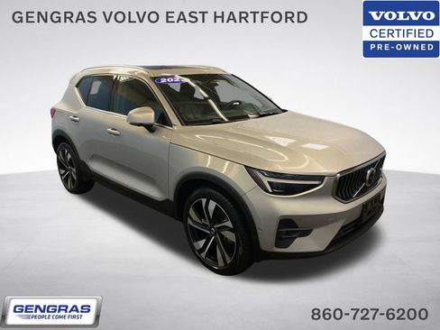 Certified 2023 Volvo XC40 B5 Ultimate w/ Protection Package Premier AWD/4WD image 1