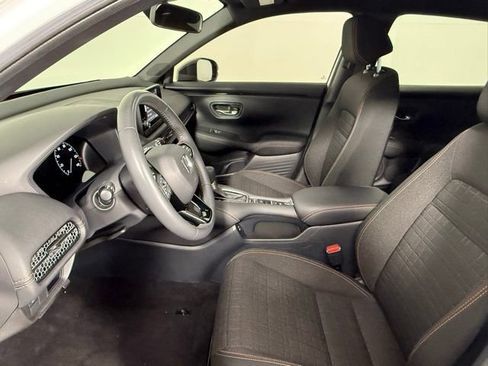 Used 2024 Honda HR-V Sport image 27