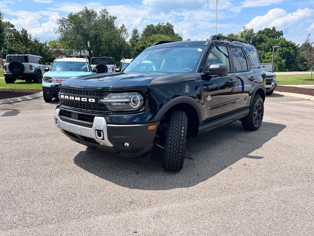 New 2026 Ford Bronco Sport Outer Banks w/ Sasquatch Outer Banks Package AWD/4WD image 3