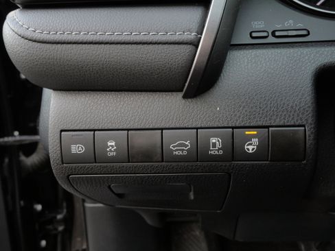 Certified 2021 Toyota Camry XSE image 27