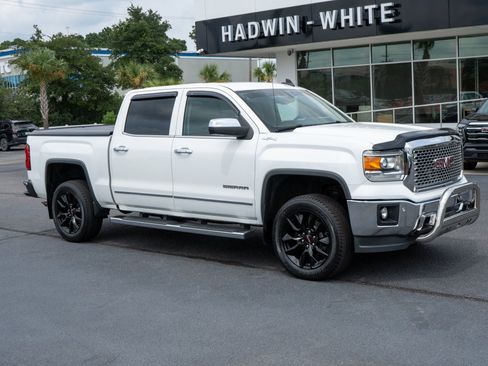 Used 2015 GMC Sierra 1500 SLT w/ SLT Preferred Package AWD/4WD image 1