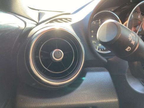 Used 2017 MAZDA MX-5 Miata RF Grand Touring image 33