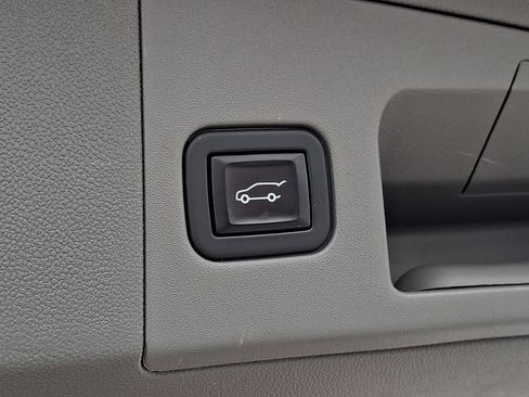Used 2022 Cadillac XT5 Premium Luxury FWD image 34