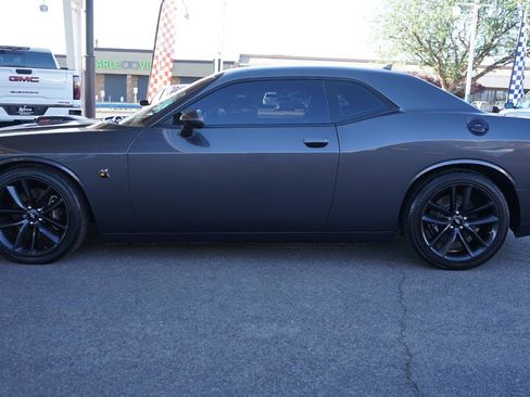 Used 2019 Dodge Challenger R/T Scat Pack w/ Shaker Package RWD image 6